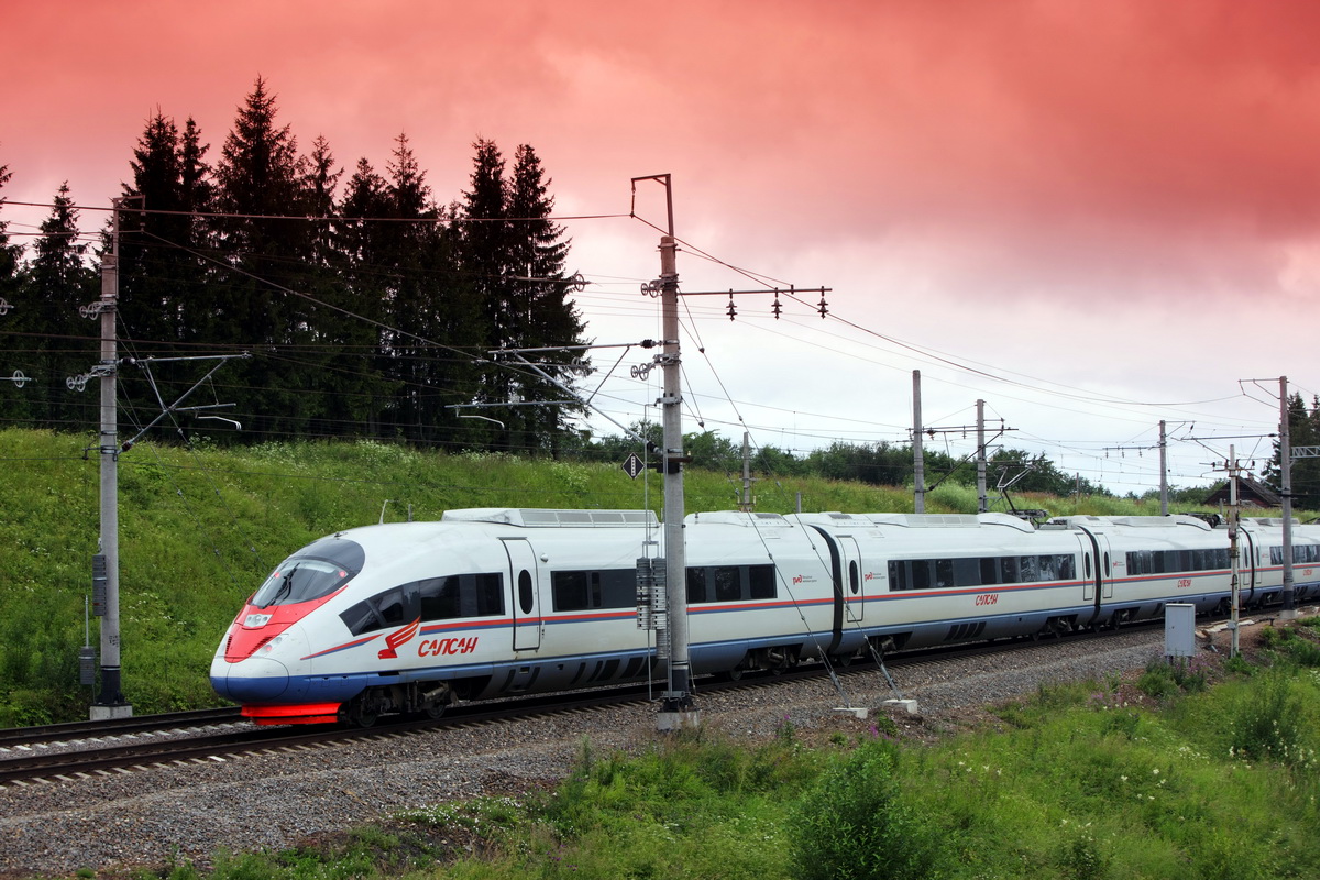 Tren Sapsan Moscú San Petersburgo