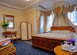 Hotel Grand Emerald San Pietroburgo