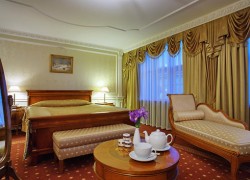 Hotel Grand Emerald San Pietroburgo