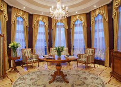 Hotel Grand Emerald San Pietroburgo