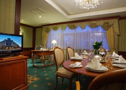 Hotel Grand Emerald San Pietroburgo