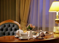 Hotel Grand Emerald San Pietroburgo