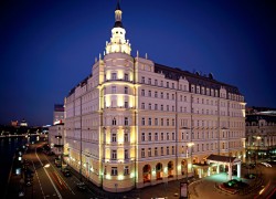 Hotel Baltschug Kempinski Moscú 