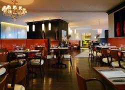 Hotel Marriott Courtyard Vasilievsky San Pietroburgo