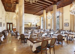 Hotel Hilton Leningradskaya Mosca