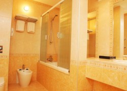 Cosmos Hotel Moscow