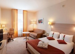 Hotel Holiday inn Lesnaya Moscú