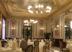 Hotel Savoy Mosca
