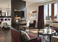 Hotel Four Season Mosca